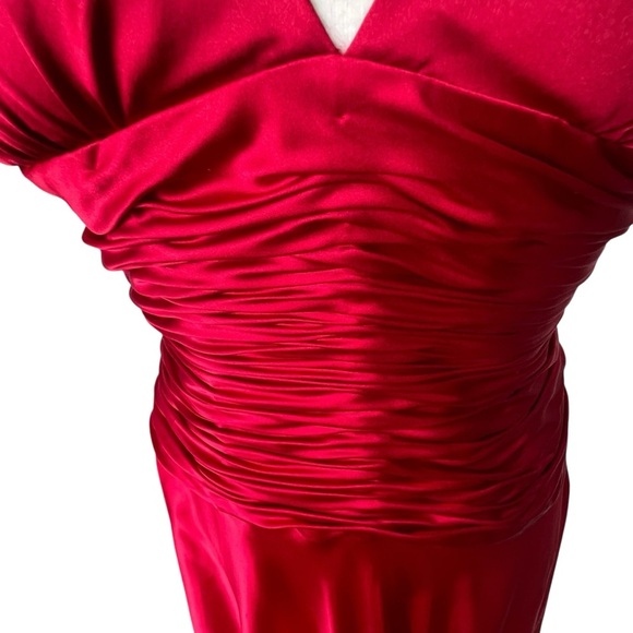 Cache Red Silk Halter High-Low Dress in Size 6 - Picture 3 of 13